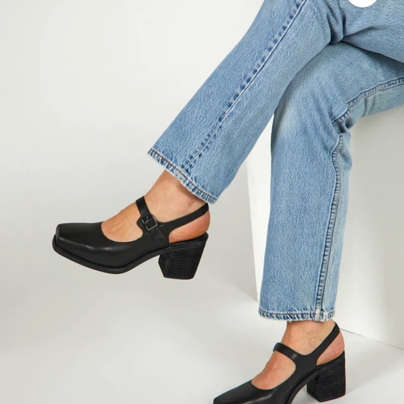 Brand new never worn intentionally blank office clog - Picture 2 of 8